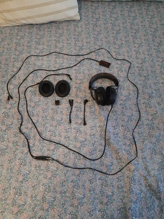 Casti gaming HyperX Cloud, Negru