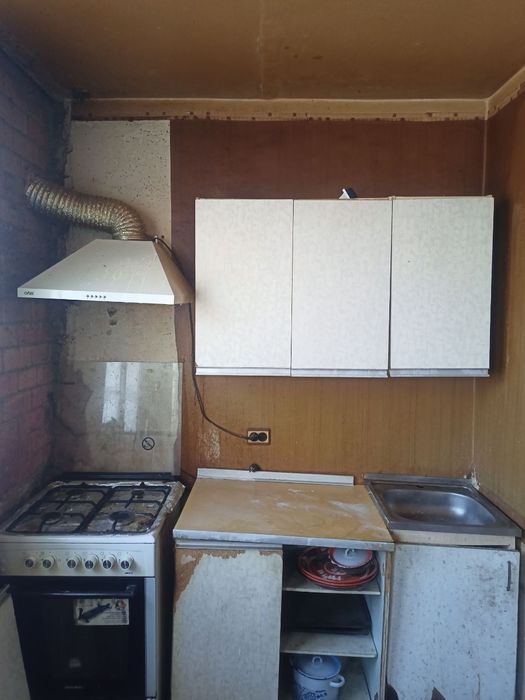 Продаётся квартира Чиланзар 20 квартал 2/3/4 кирпич 77 серия