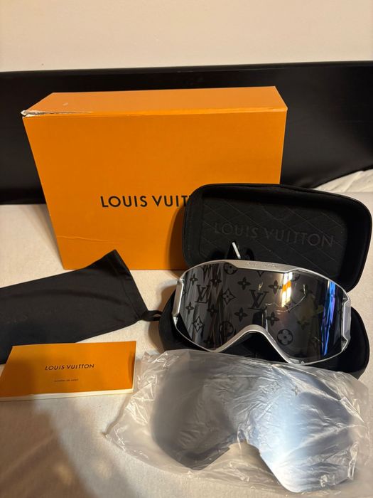 Ochelari ski Louis Vuitton , calitate premium , pe stoc , noi