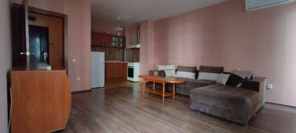 Продава се Двустаен апартамент в София, Витоша - 70 кв.м за 1372 €/кв.м - Снимка #1