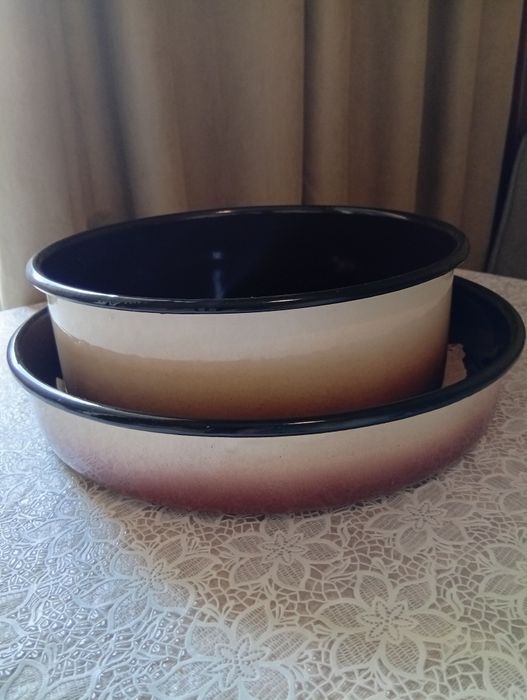 Чисто нови домакински посуди