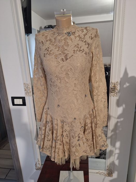 Rochie eveniment dantela de calitate S