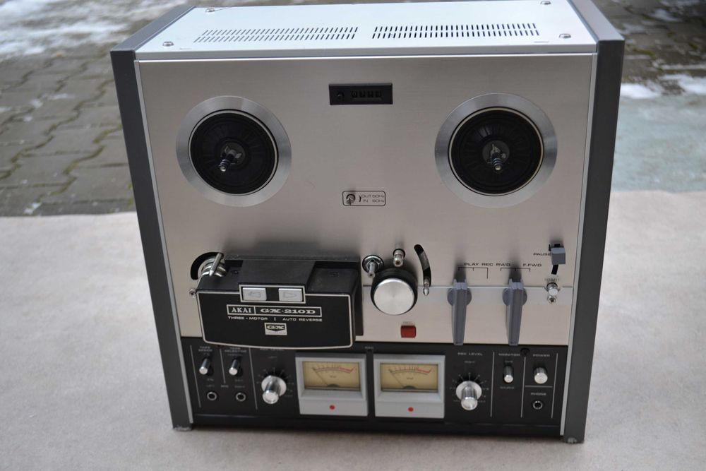 Magnetofon Akai GX 210 D