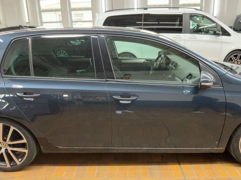 Volkswagen Golf VI 2.0 TDI Highline 4Motion 2011