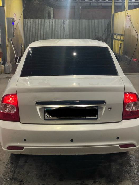 Машина сатылады Приора