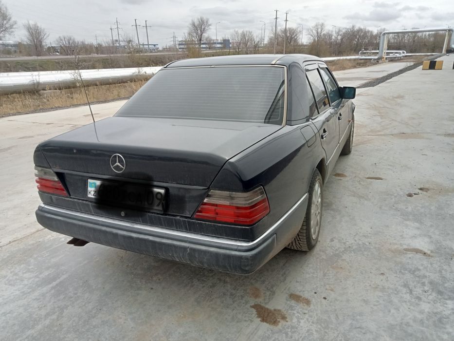 Продам Мерседес 124