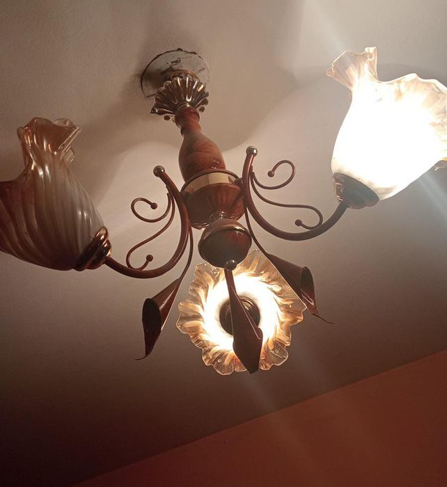 Очень Красивые Люстры 3шт За 10,000