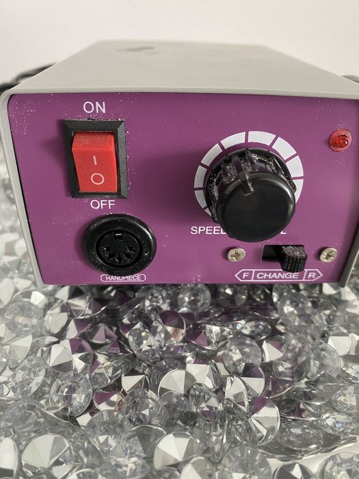 Pila electrica/freza perfect functionala aproape noua