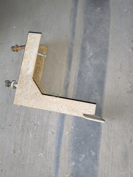 Крепление запаски