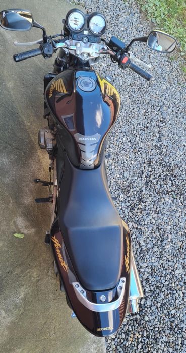 Vand sau schimb honda hornet PRET FIX