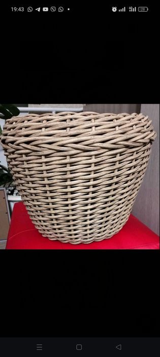 Продам кашпо из ротанга.Ручной работы