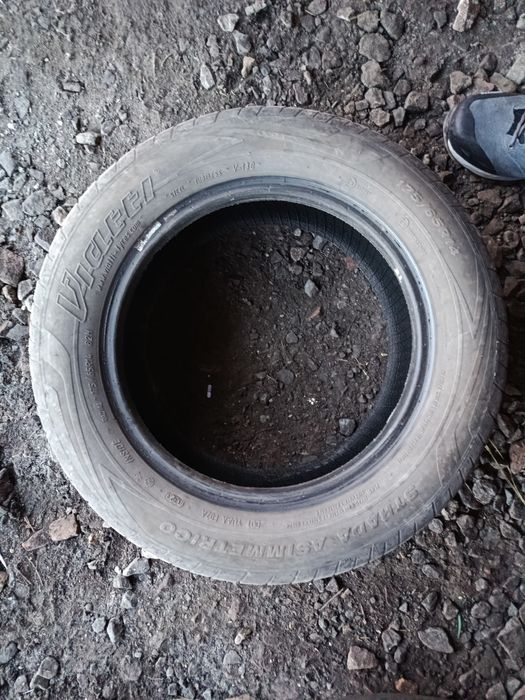 Продам комплект шин на R14