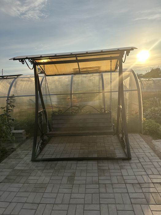 Продам Качели кованая