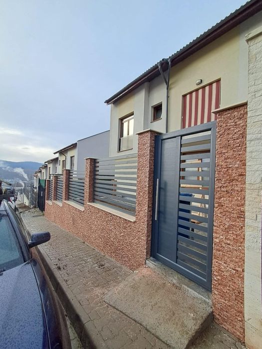 Gard Aluminiu - lin și drept , paznic mut , dar foarte-accept .