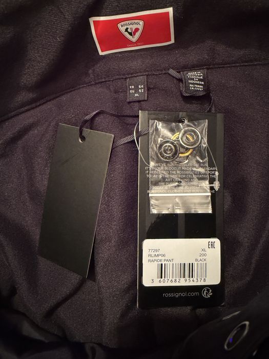 Продавам ски панталон ROSSIGNOL