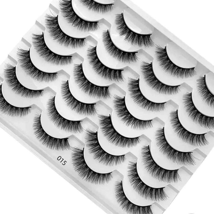 Изкуствени мигли на лента