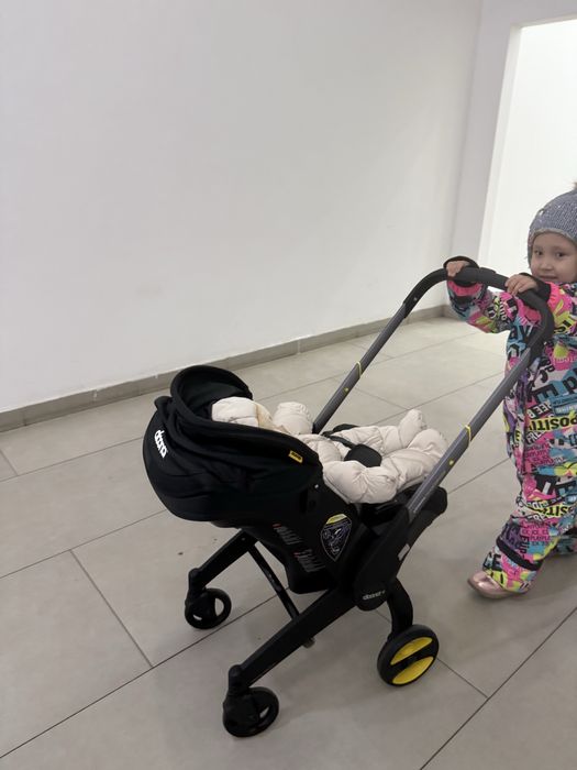 Коляска автолюлька Doona
