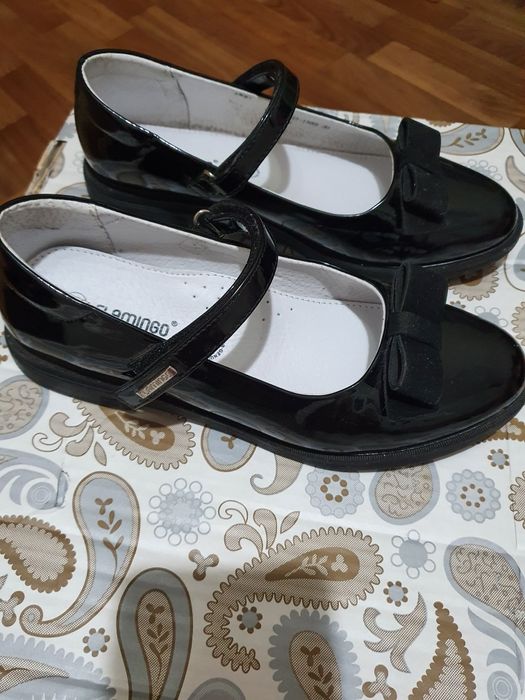 Туфли школьные на девочку