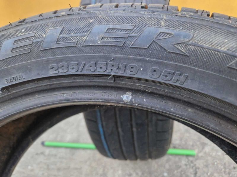 2 Bridgestone R19 235/45
летни гуми
DOT0318