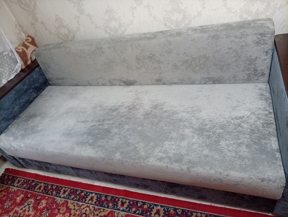 Продам отличный диван