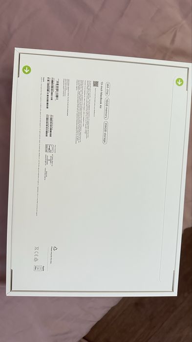 Macbook air M4 256 gb starlight