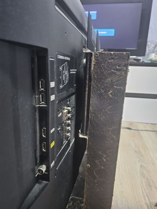 Продам телевизор