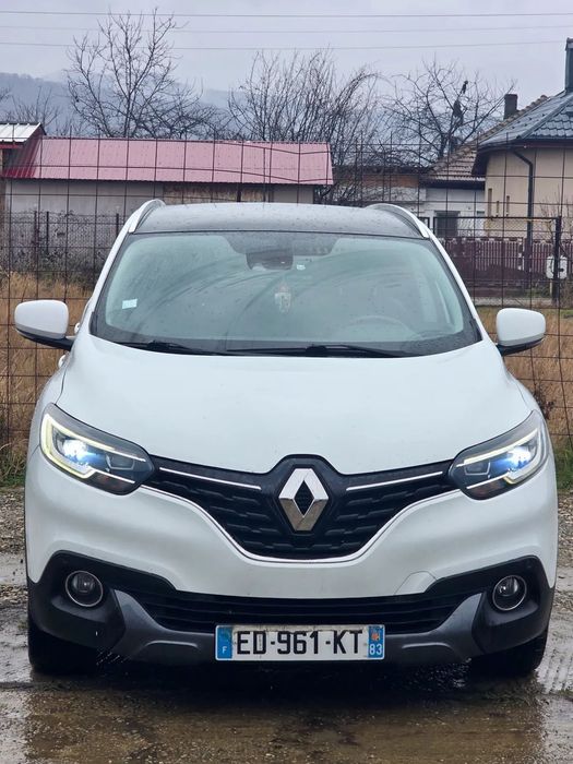 Renault Kadjar 1.6dci 130cp 4x4 1 propietar Panoramic Piele Camera Navi PDC