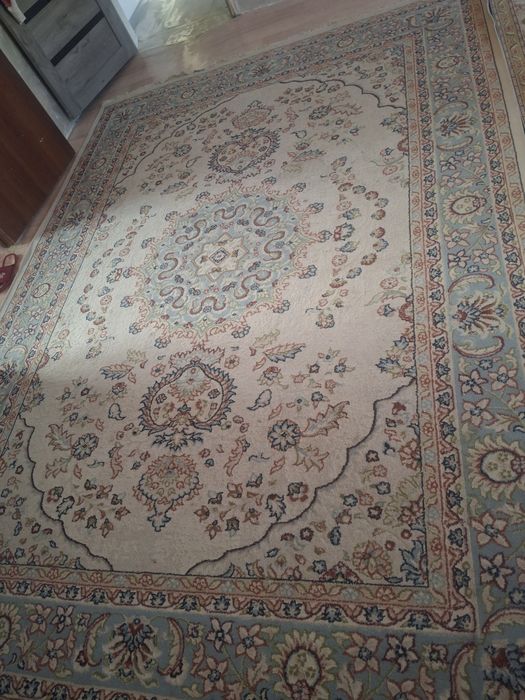 Кілем сатылады 250×350