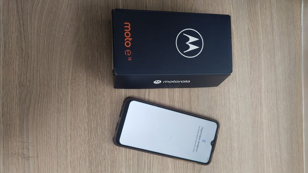 Моторола Е13.4G.2sim.2.64Gb.