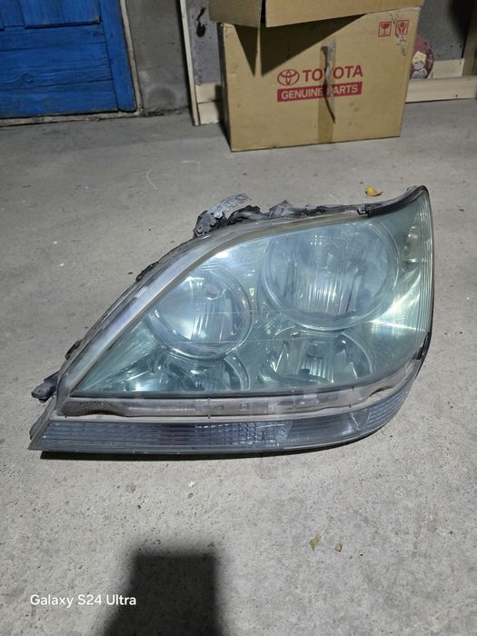 Фары лексус б/у,