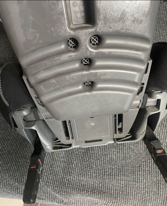 Scaun auto BMW cu ISOFIX – stare bună