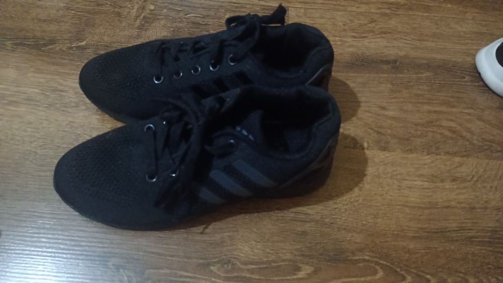 Обувь по 1500 тенге