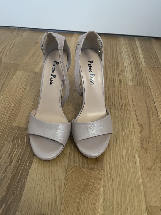 Sandale marime 36