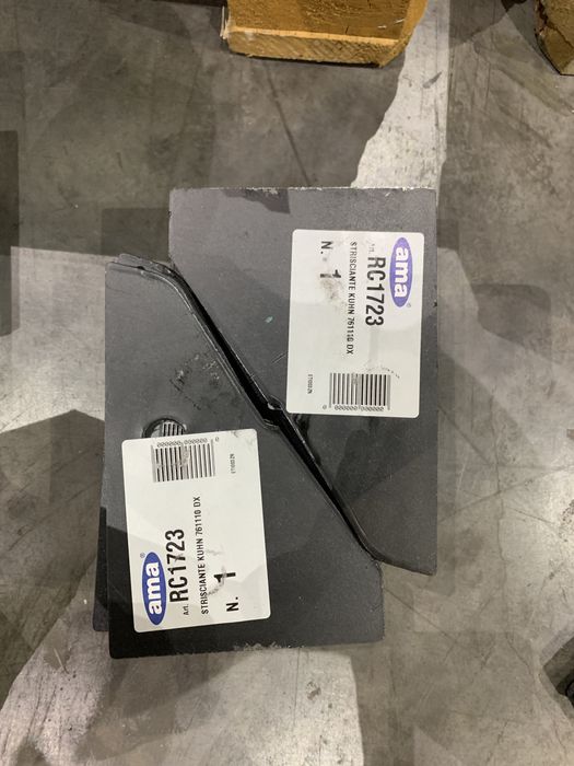 Kuhn pluglari uchun ITALIA da ishlab chiqarilgan ehtiyot qismlar