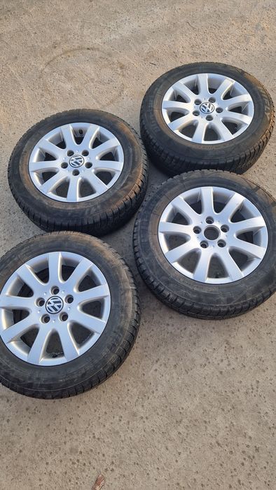 Set jante + cauciucuri R15 de iarnă ca noi