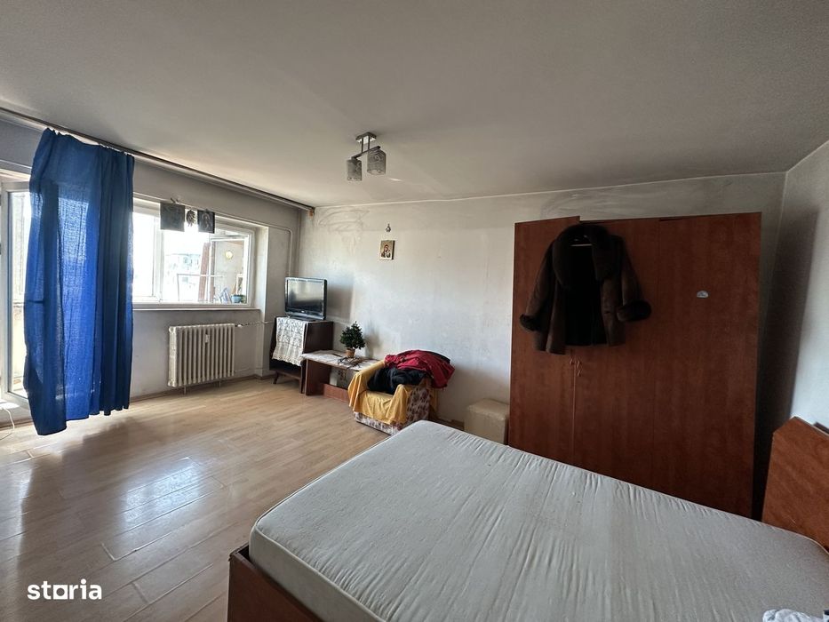 Agentia imobiliara VIGAFON vinde apartament 3 camere Bariera Bucuresti — fotografia 1
