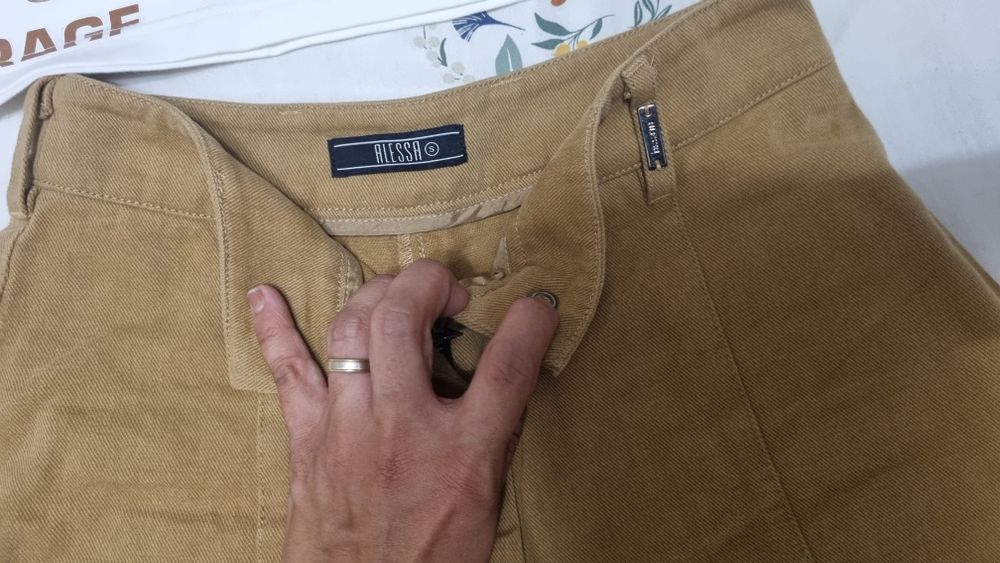 Сет Алеса тениска и панталонки