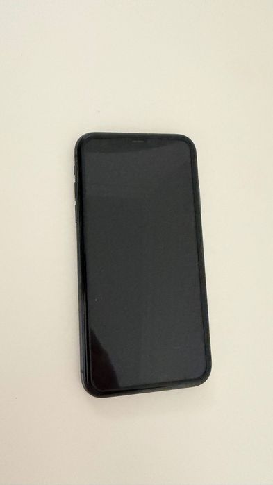 iPhone 11/ 128 GB/черный