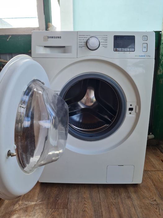Продам стиральную машинку