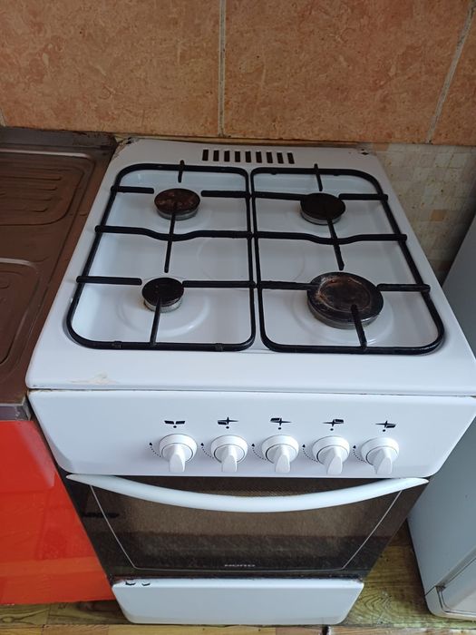 продаю газ Плиту