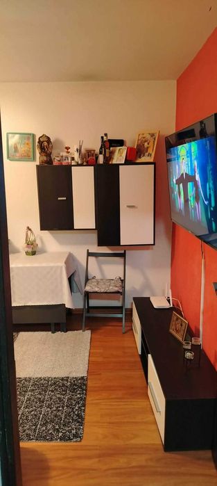 Proprietar Vand apartament 2 camere aleea saturn