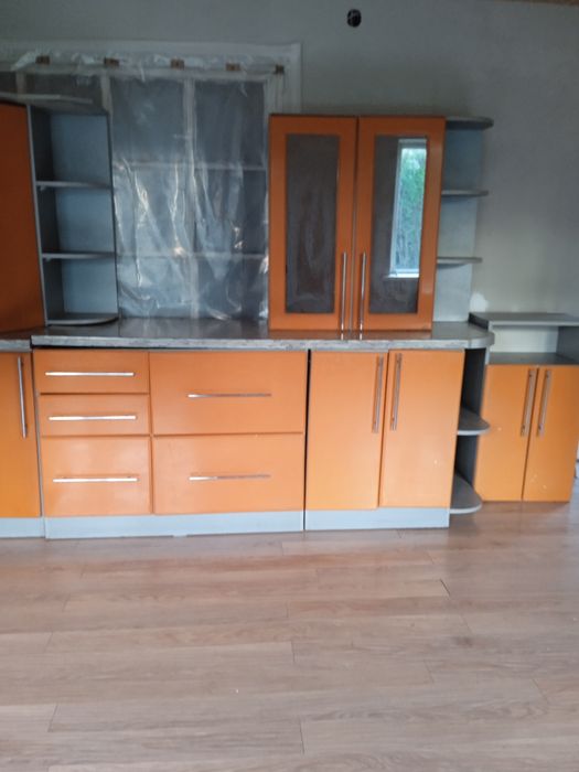 Кухонныи гарнитур