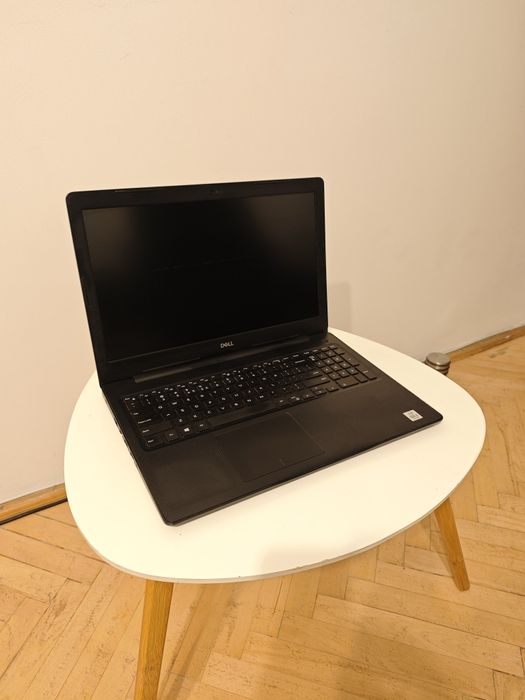 Laptop Dell Vostro 15 3000 (i5 10th, 16 RAM, 256 SSD) + Windows 11 Pro