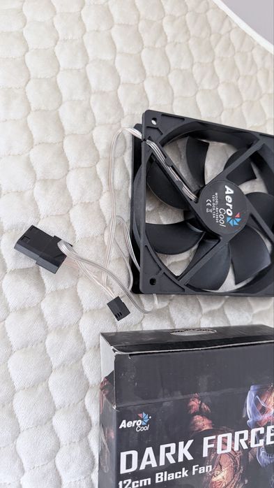 Продам вентилятор 12 мм новый