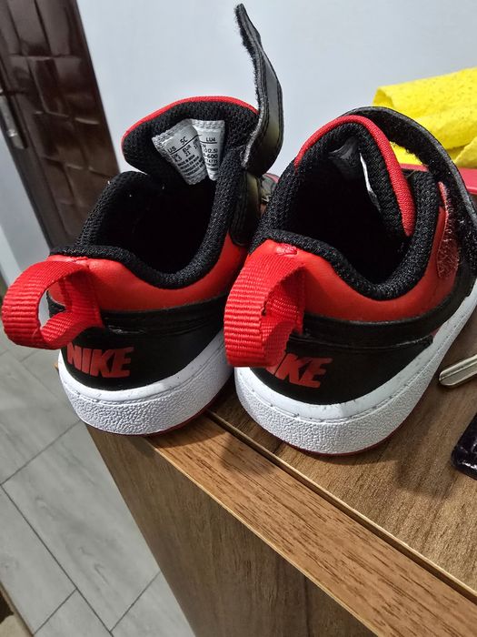 Adidasi nike marime 21