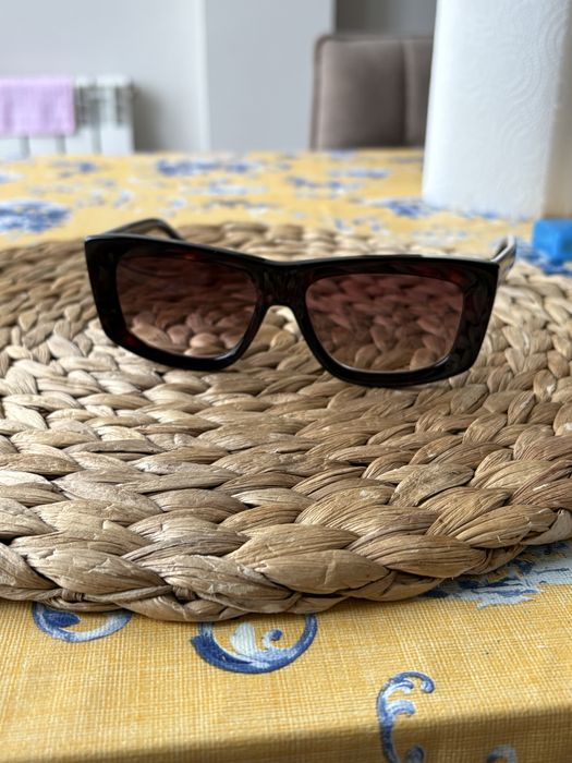 Продам новые солнезащитные очки миссони