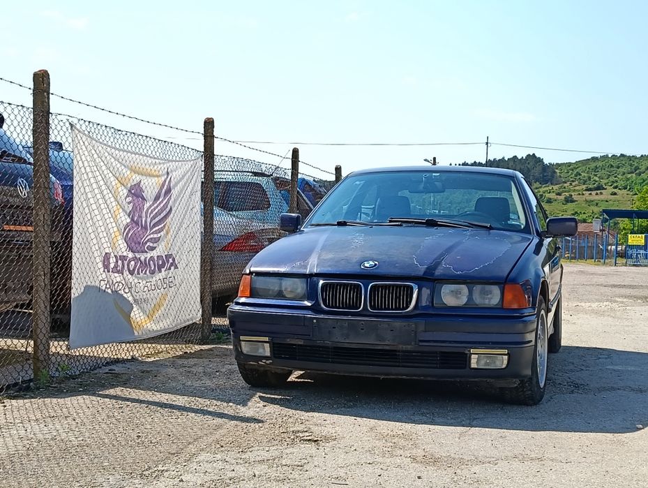 BMW E36 316i Compact - за части