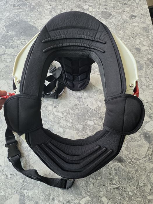 протектор за врат Leatt 6.5 Carbon