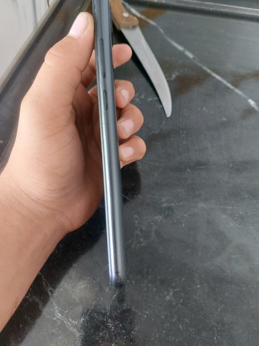 Redmi 10 A karobka bor aybi imeka hamma joyi ishledi