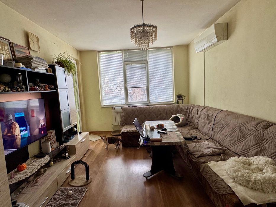 Газифициран и Саниран Многостаен Апартамент за Продажба гр. Търговище